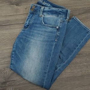 AEO Artist Crop Jeans